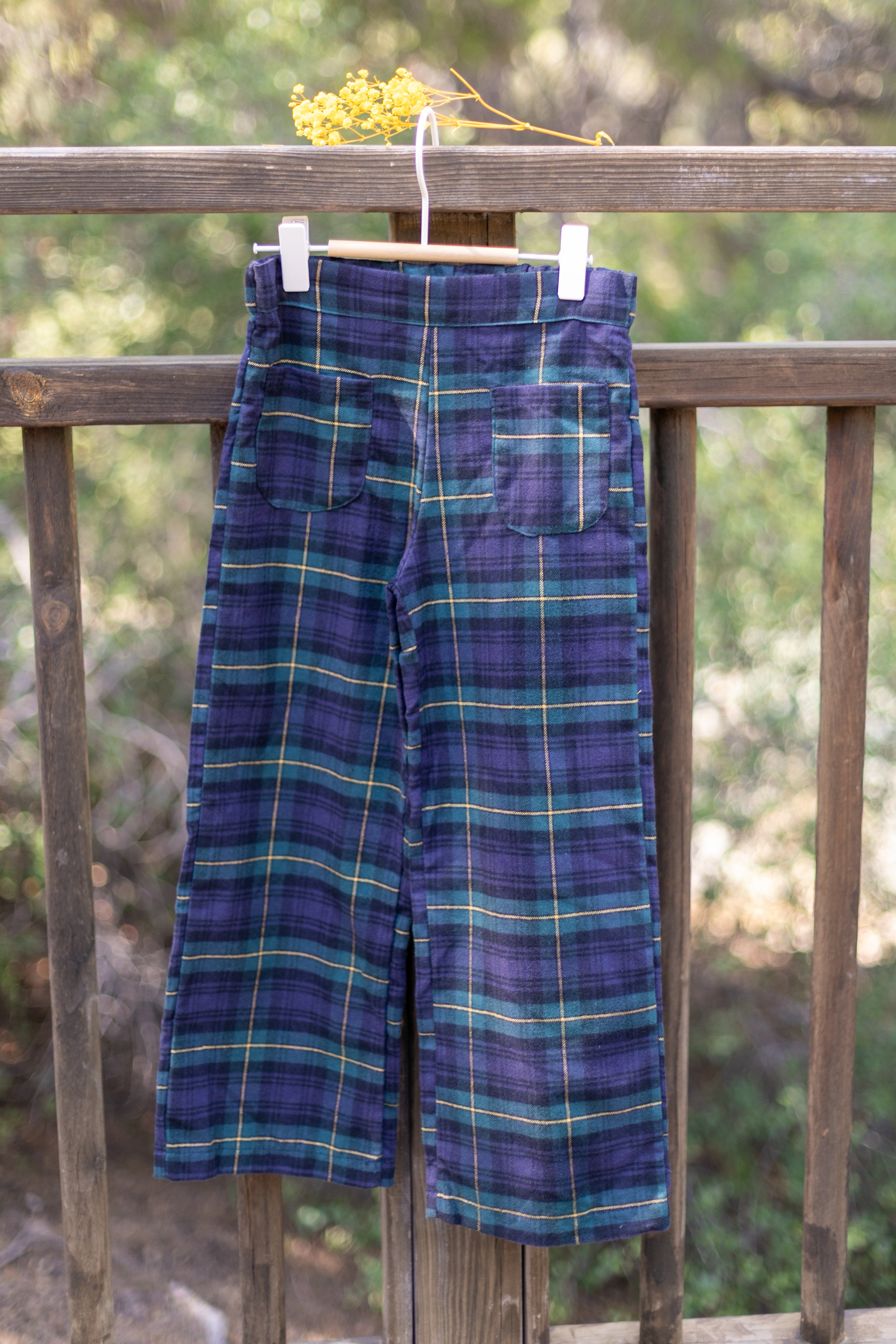 Pantalón niña Nueces